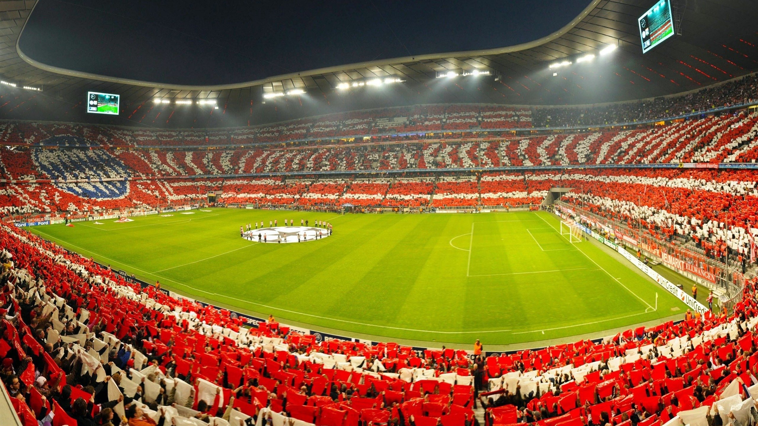 乒超联赛半决赛对决在即！皇家马德里演练定位球，利物浦密集防守应对(利物浦vs皇家马德里决赛回放)